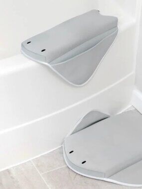 Ubbi Cushioned Kneeler Pad For Baby & Toddler Bath Time Non-Slip